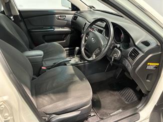 2009 Kia Magentis - Thumbnail