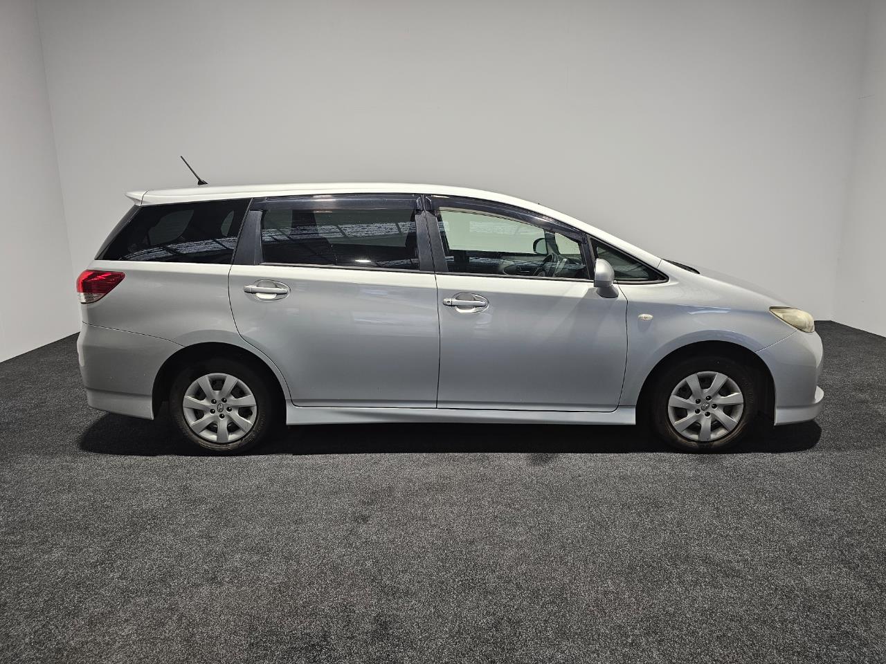 2012 Toyota WISH