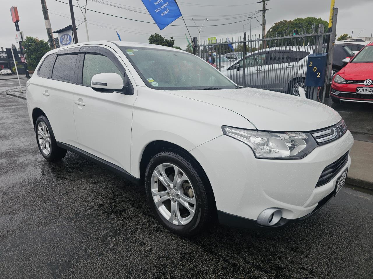 2013 Mitsubishi OUTLANDER