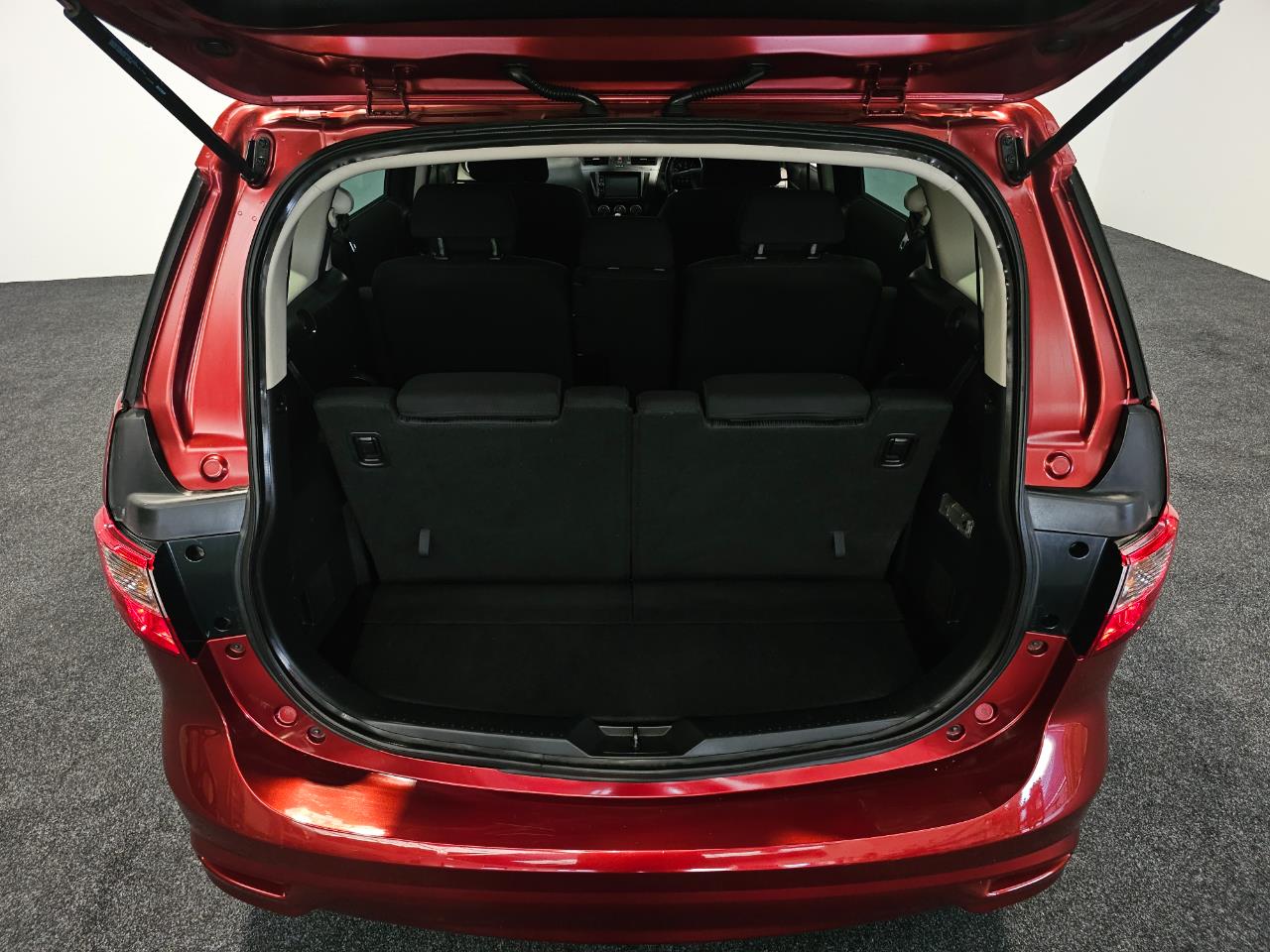 2011 Nissan LAFESTA
