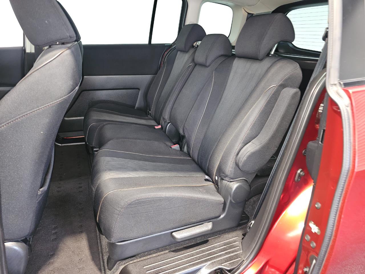 2011 Nissan LAFESTA