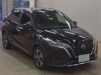 2021 Nissan KICKS - Thumbnail