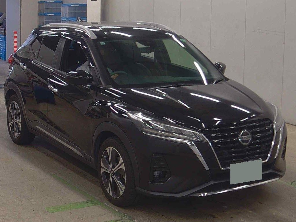 2021 Nissan KICKS