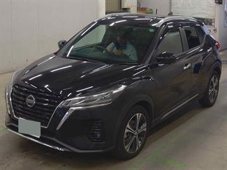 2021 Nissan KICKS - Thumbnail