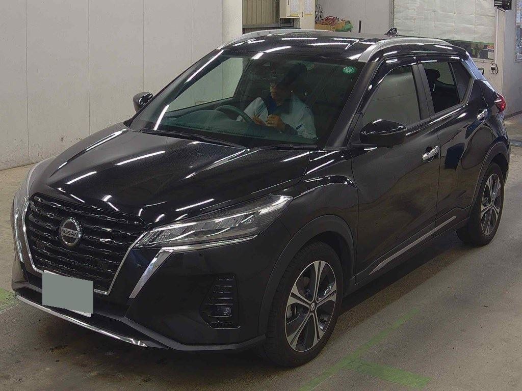 2021 Nissan KICKS