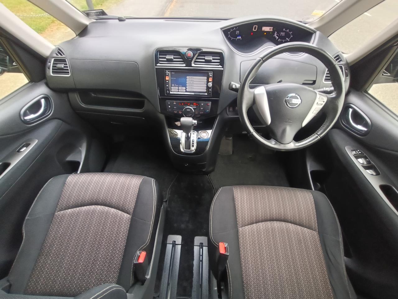 2014 Nissan SERENA