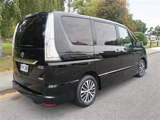 2014 Nissan SERENA - Thumbnail