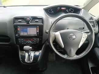 2014 Nissan SERENA - Thumbnail