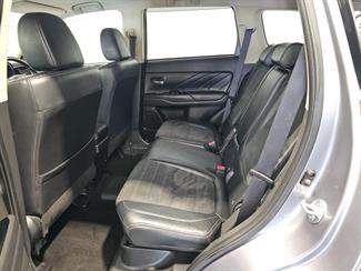 2017 Mitsubishi OUTLANDER - Thumbnail