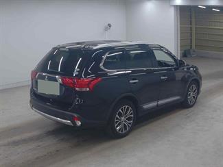 2017 Mitsubishi OUTLANDER - Thumbnail