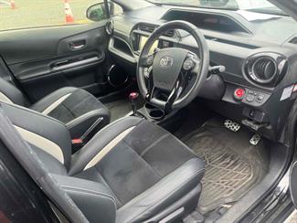 2014 Toyota AQUA - Thumbnail