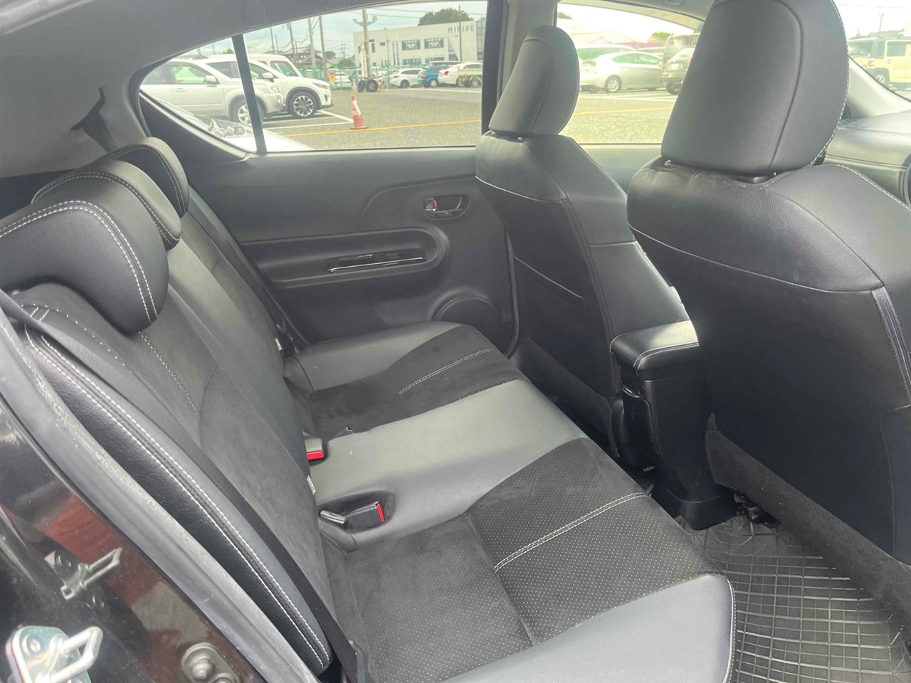 2014 Toyota AQUA