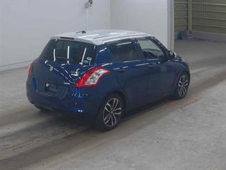 2015 Suzuki Swift - Thumbnail