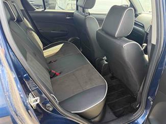 2015 Suzuki Swift - Thumbnail