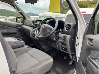 2018 Nissan NV350 - Thumbnail