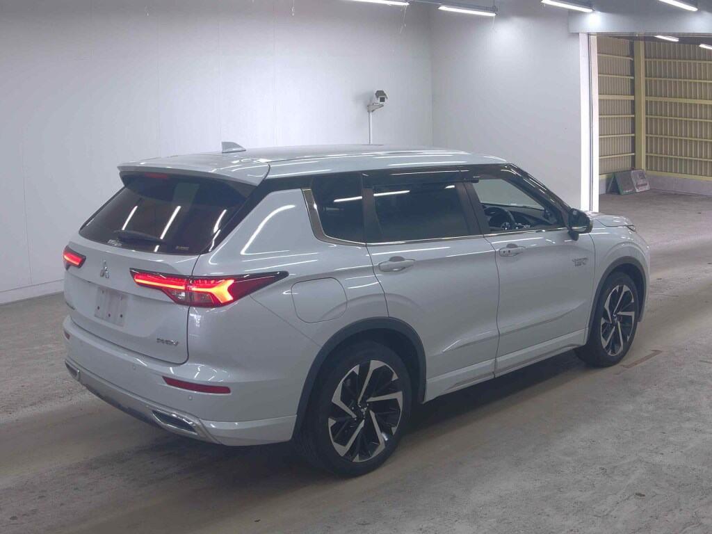 2021 Mitsubishi OUTLANDER