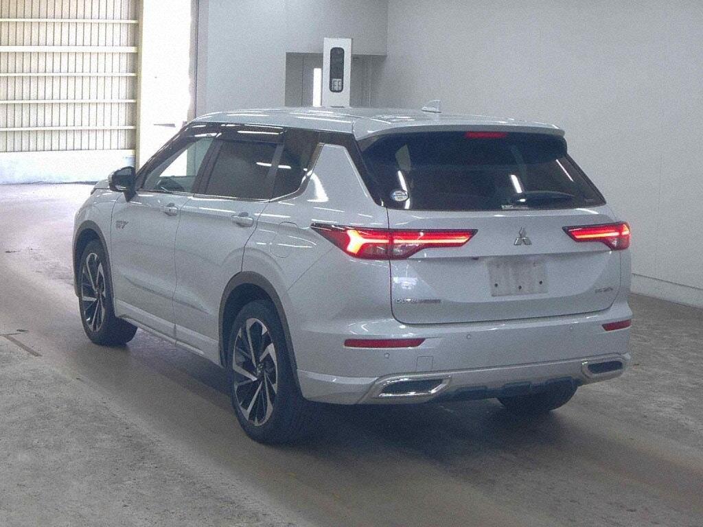2021 Mitsubishi OUTLANDER