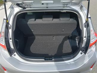 2019 Toyota AQUA - Thumbnail