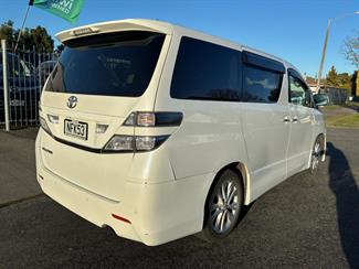 2010 Toyota VELLFIRE - Thumbnail