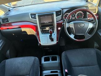2010 Toyota VELLFIRE - Thumbnail