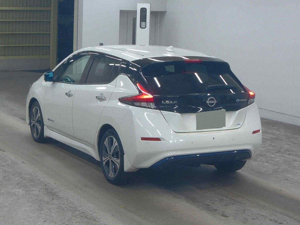 2022 Nissan LEAF