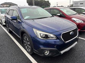 2016 Subaru Outback - Thumbnail