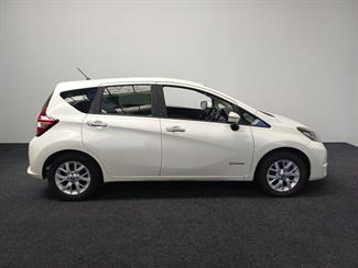 2019 Nissan NOTE - Thumbnail