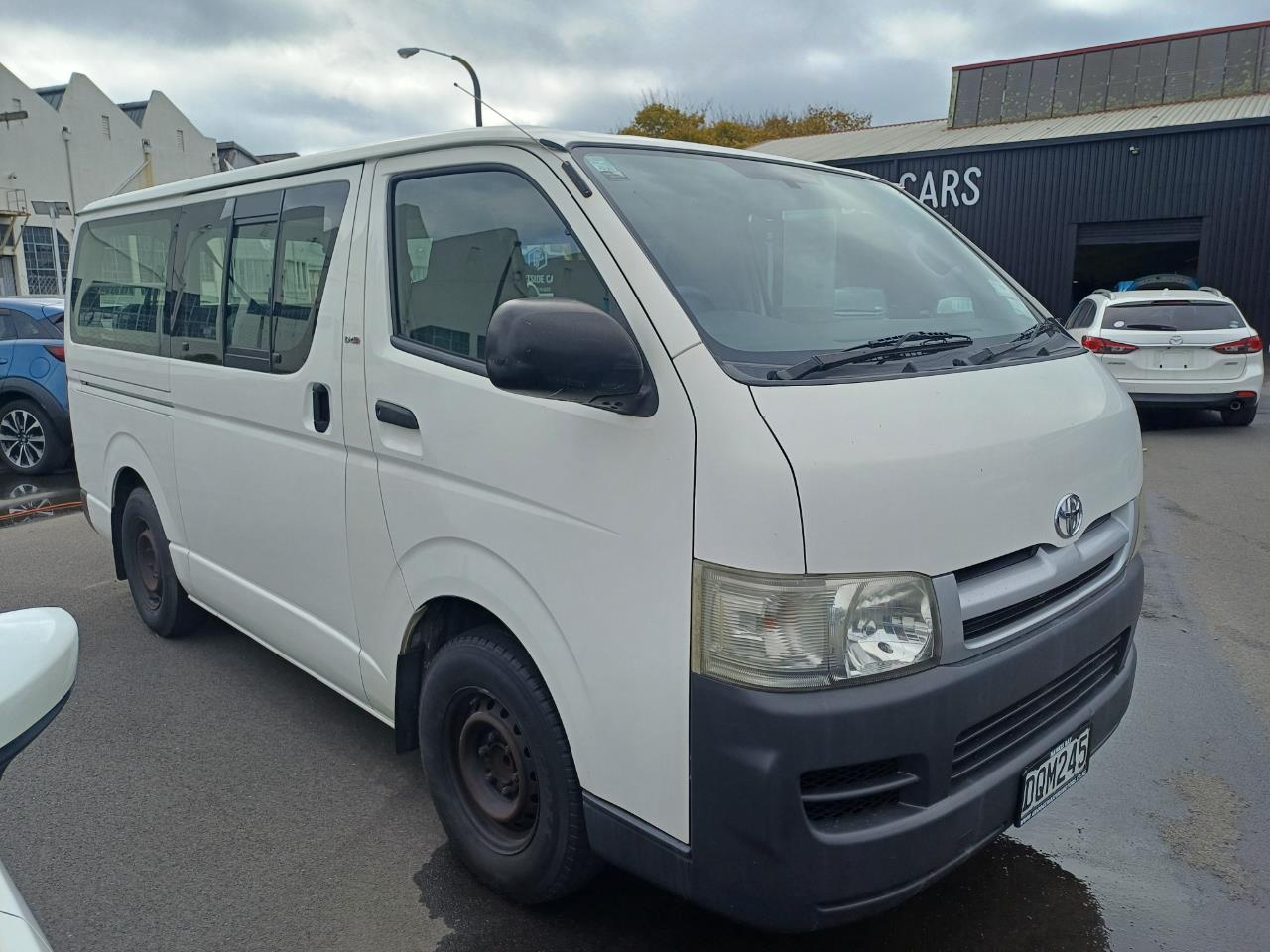 2006 Toyota Hiace