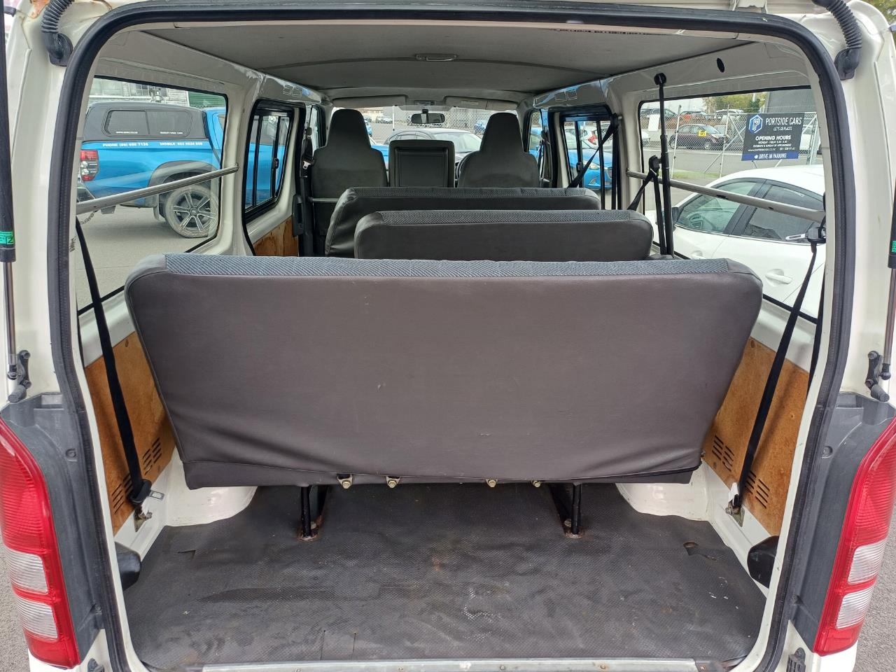 2006 Toyota Hiace