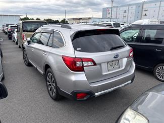2015 Subaru Legacy - Thumbnail