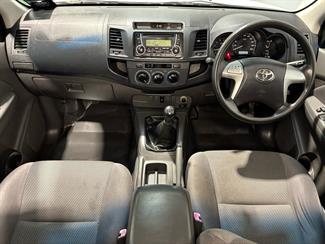 2012 Toyota Hilux - Thumbnail
