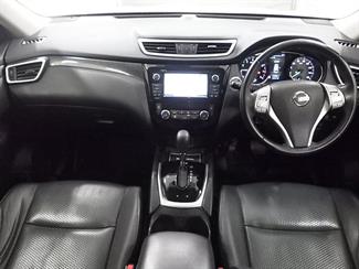 2017 Nissan X-TRAIL - Thumbnail