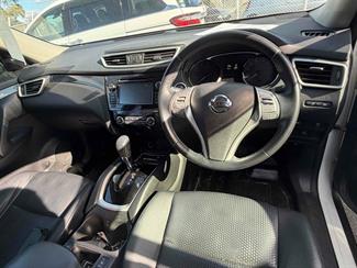 2017 Nissan X-TRAIL - Thumbnail