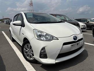 2012 Toyota AQUA - Thumbnail