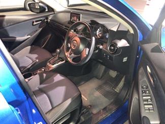 2016 Mazda DEMIO - Thumbnail