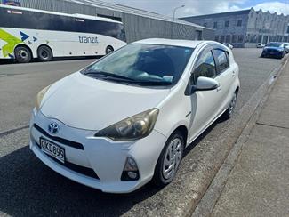 2012 Toyota AQUA - Thumbnail