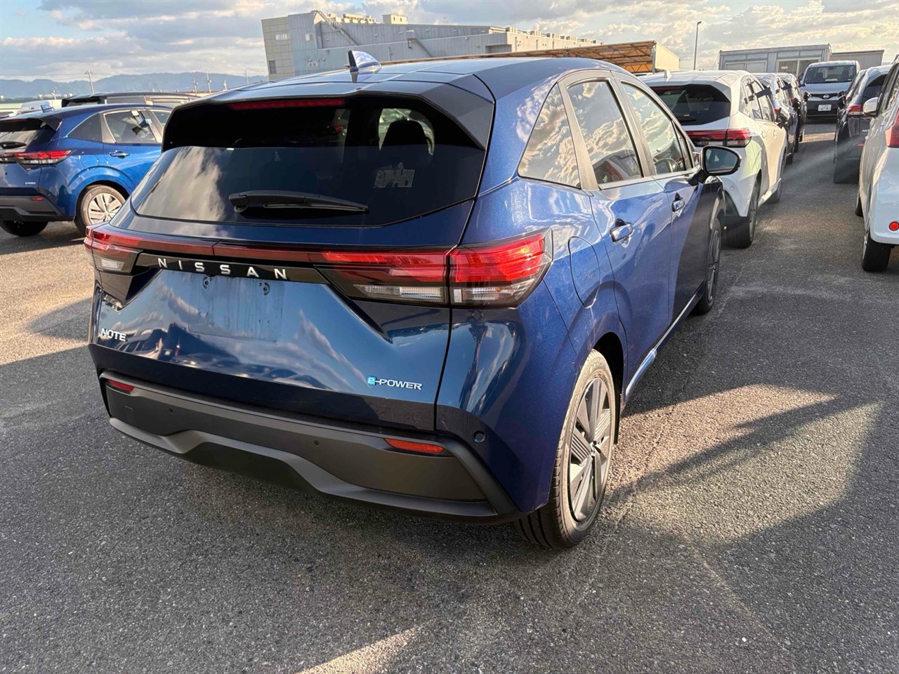 2023 Nissan NOTE