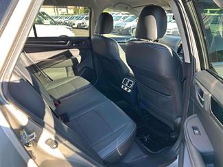 2017 Subaru Outback - Thumbnail