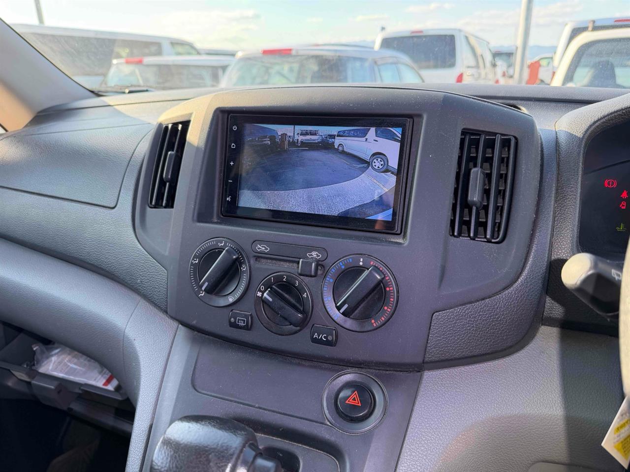 2022 Nissan NV200