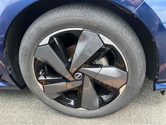2021 Nissan AURA - Thumbnail