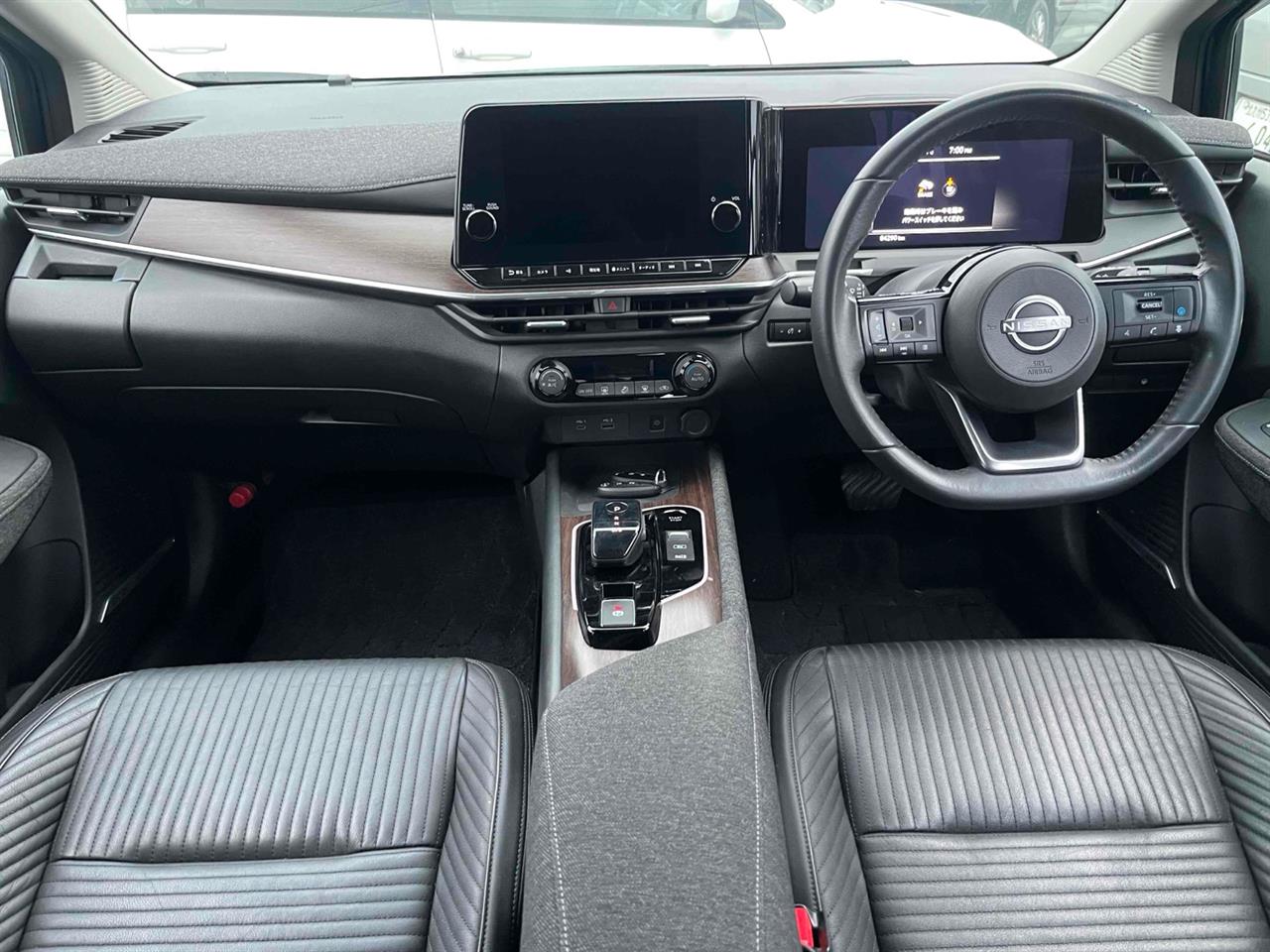 2021 Nissan AURA