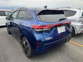 2021 Nissan AURA - Thumbnail