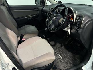 2007 Toyota WISH - Thumbnail