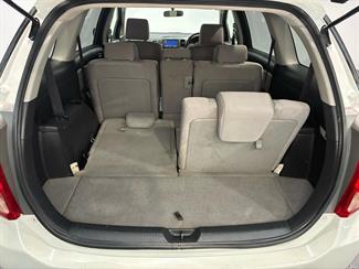 2007 Toyota WISH - Thumbnail