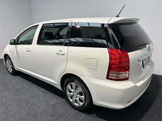 2007 Toyota WISH - Thumbnail