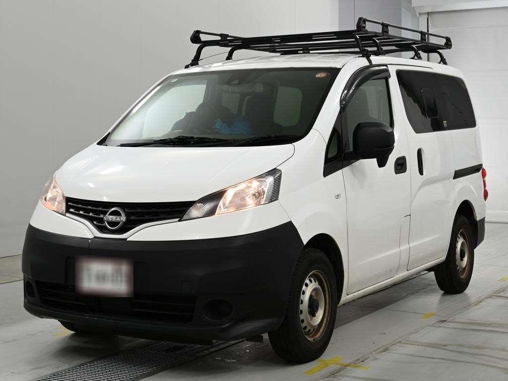 2022 Nissan NV200