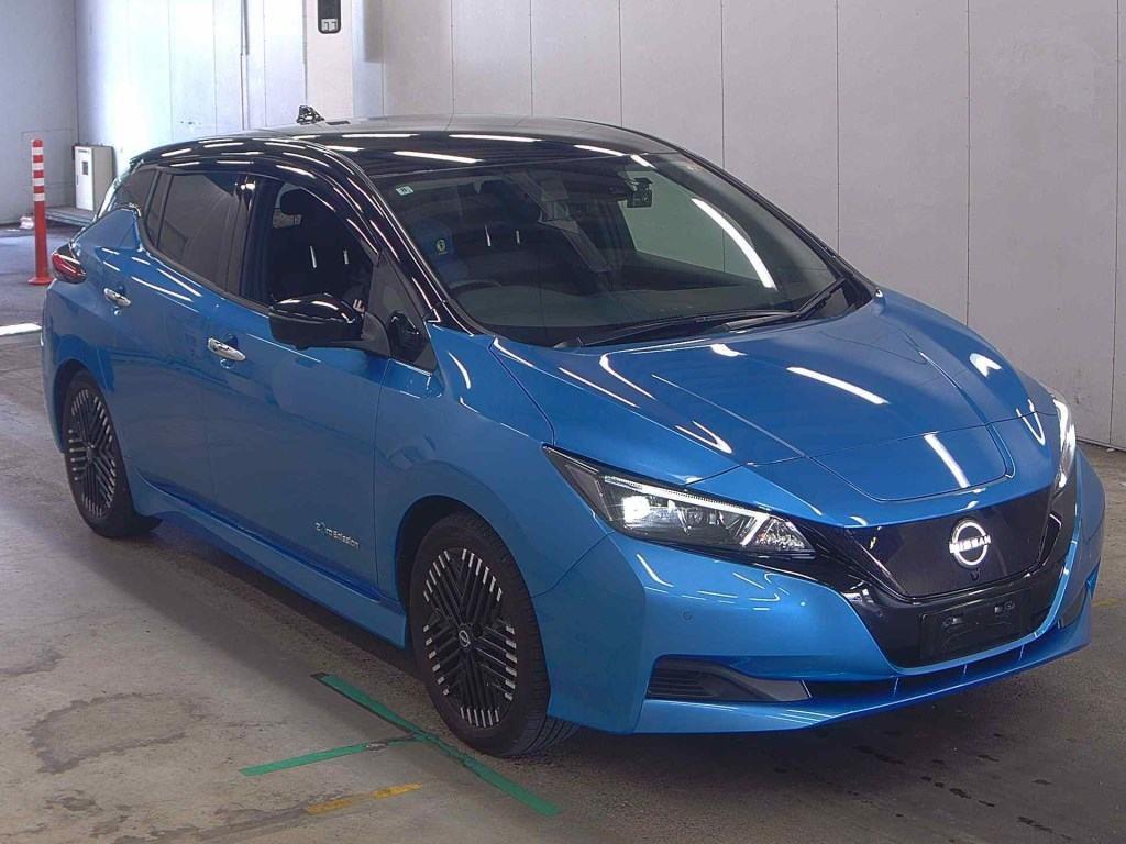 2022 Nissan LEAF