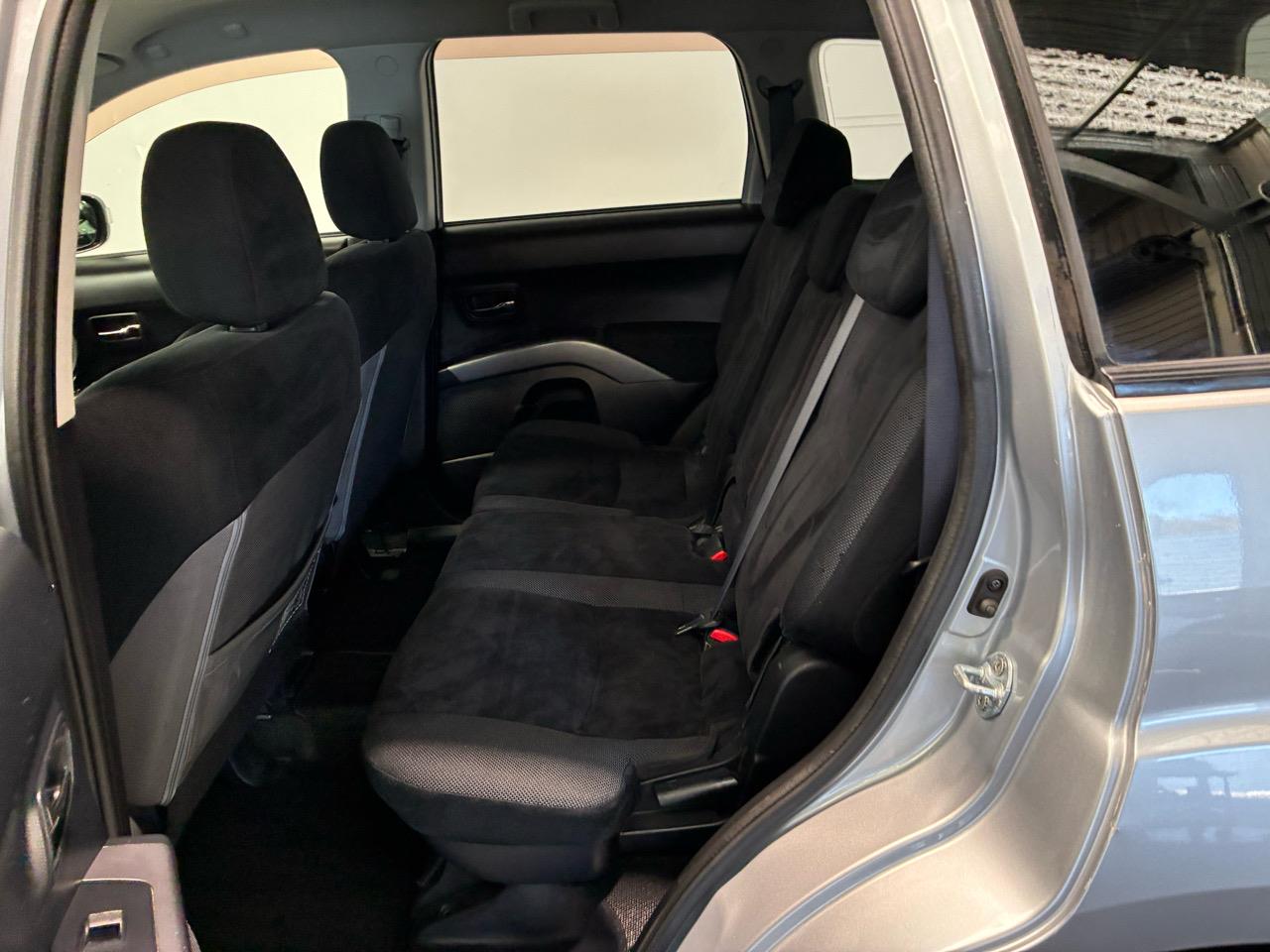 2009 Mitsubishi OUTLANDER