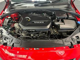 2012 Volvo V60 - Thumbnail