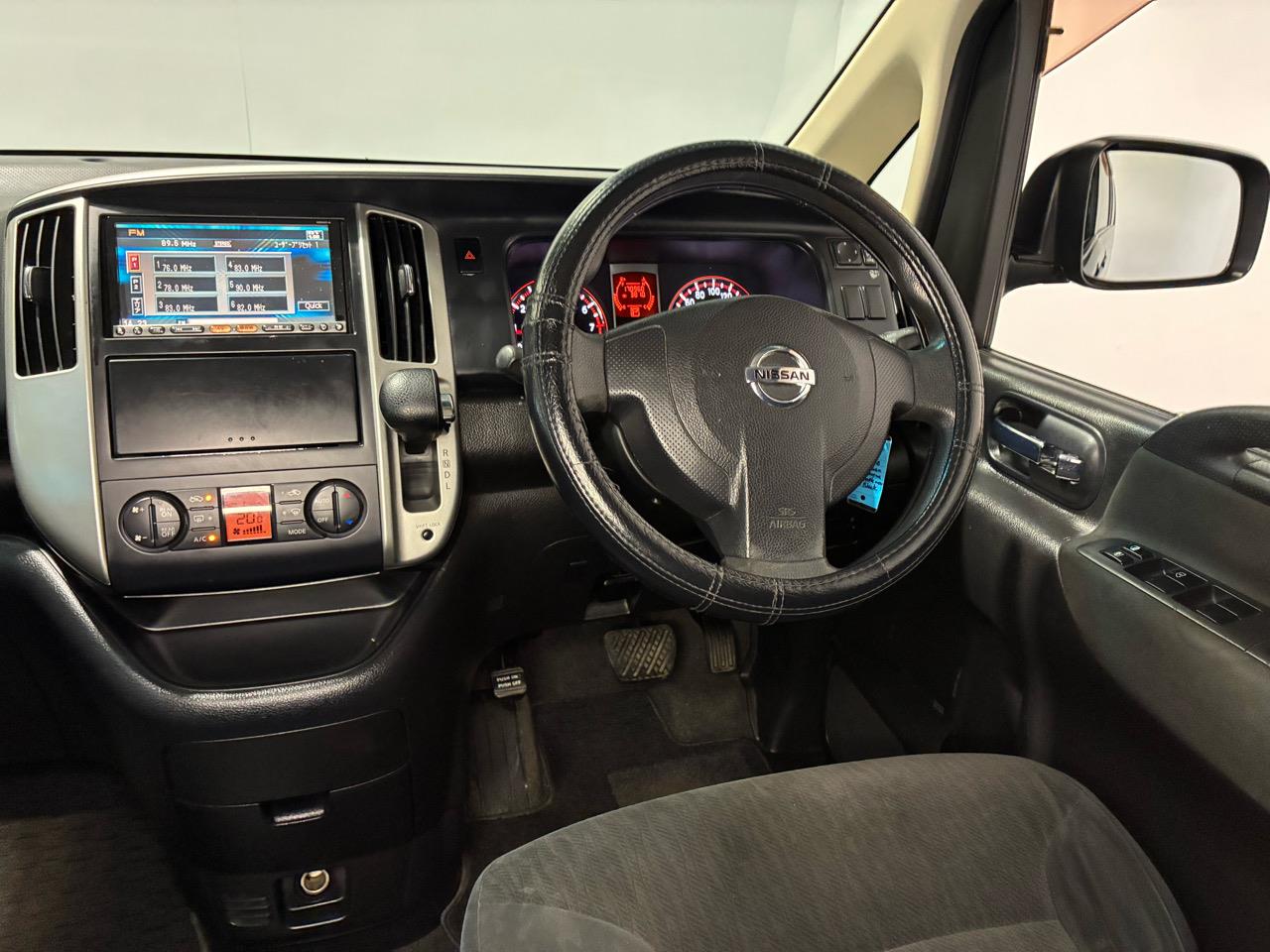 2008 Nissan SERENA